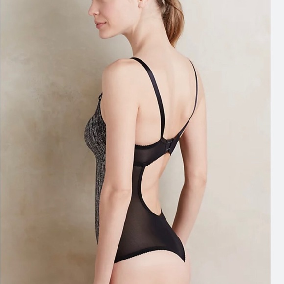 NWOT ANTHROPOLOGIE Fortnight Bodysuit Size Large - Picture 4 of 15